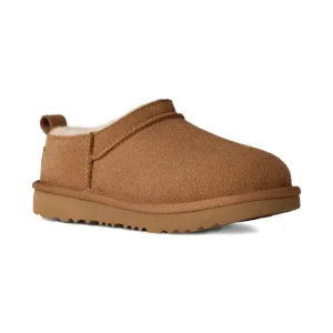 Ciabatte Classic Micro per bambina UGG Kids marroni con caratteristica applicazione con logo