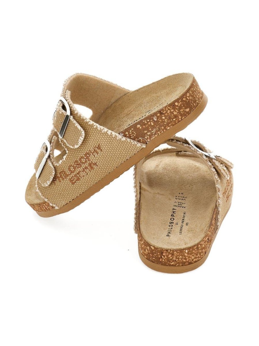 Ciabatte per bambina Philosophy di Lorenzo Serafini Kids beige con chiusura a fibbia - immagine 5